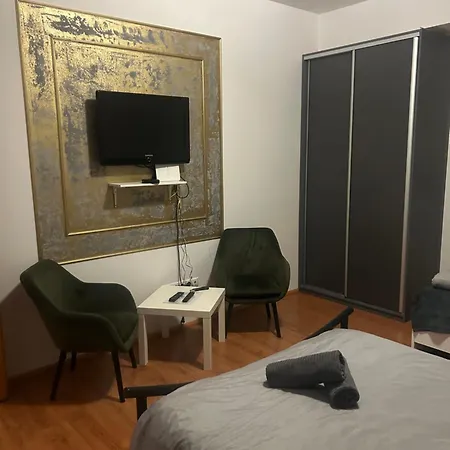 Plaza De Luxe Appartement