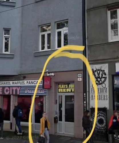 Plaza De Luxe * Bratislava