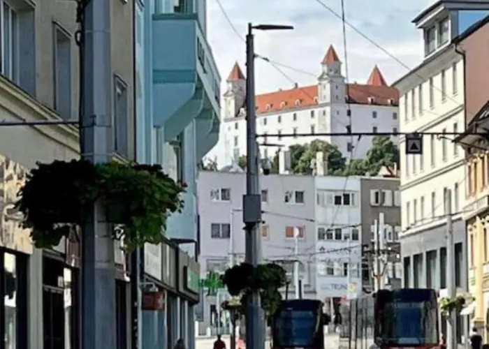 Plaza De Luxe Appartement *